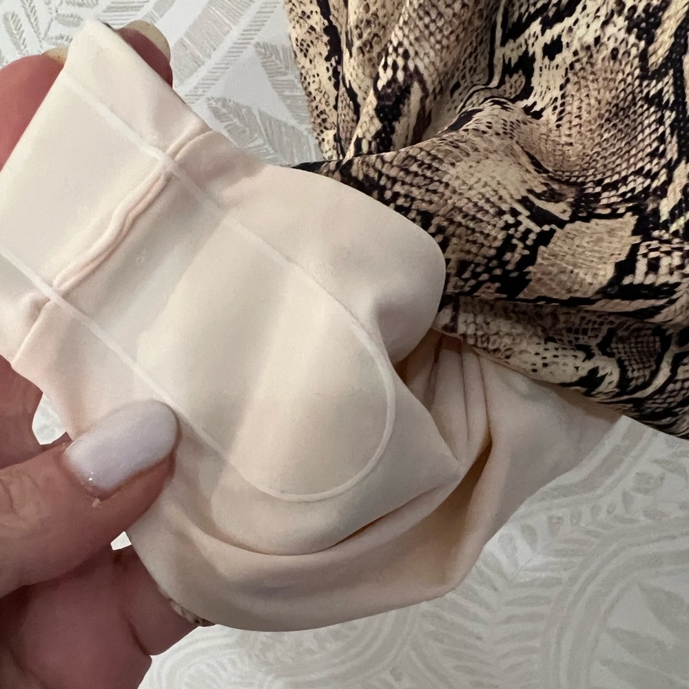 NWT TORI PRAVER Plunge Neckline One-piece - Picture 7 of 10